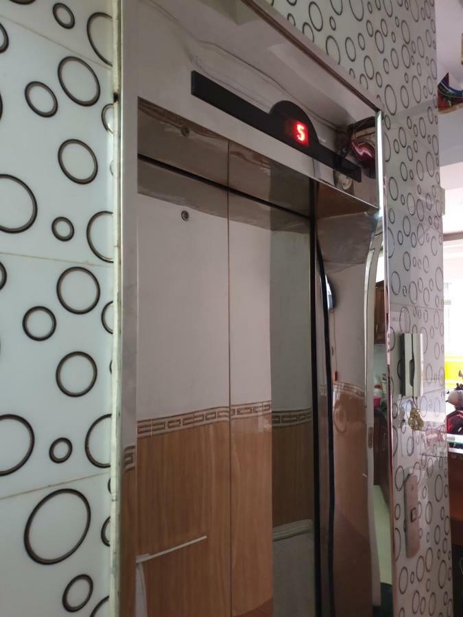 Khach San Anh Thu Hotel โฮจิมินห์ซิตี้ ภายนอก รูปภาพ